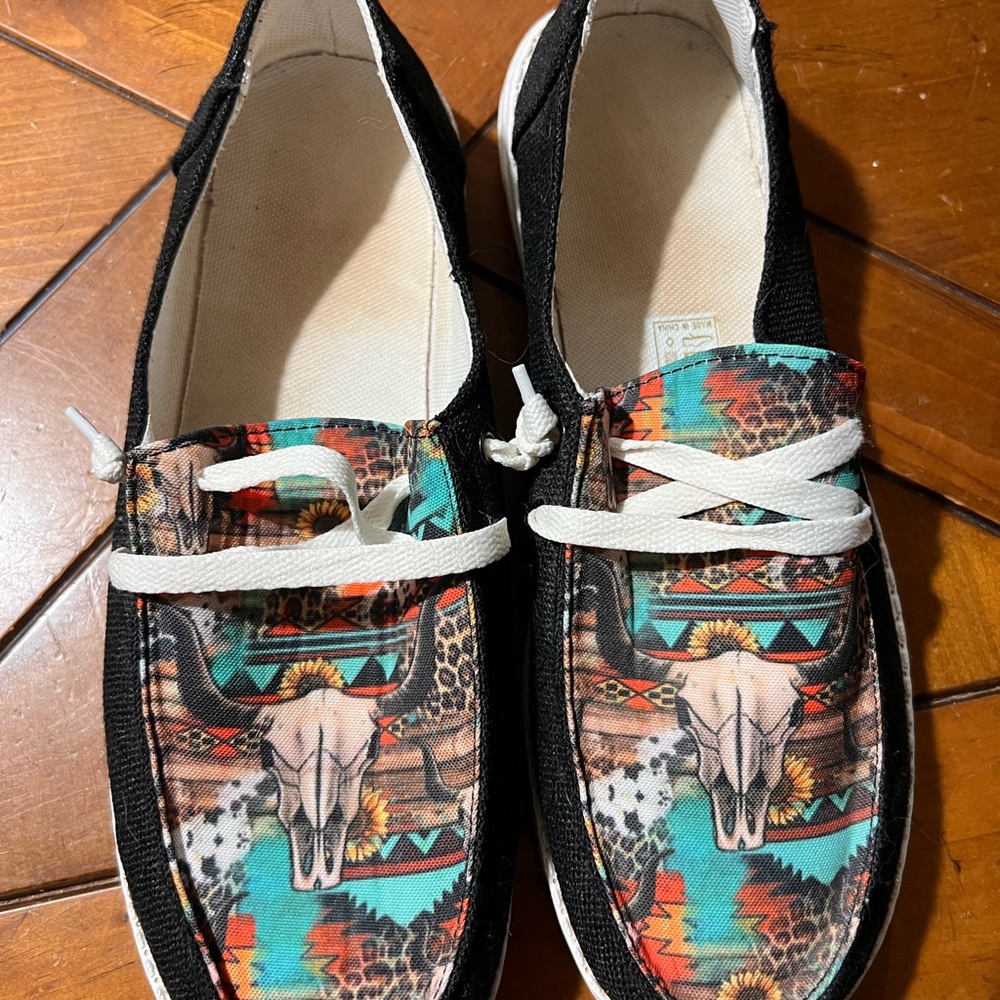 Colorful Skull Print Casual Shoes Fake Dudes